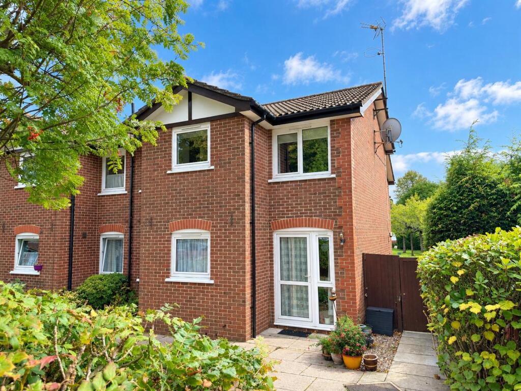 1-bed house on St. Lukes Avenue, Maidstone, £115,000