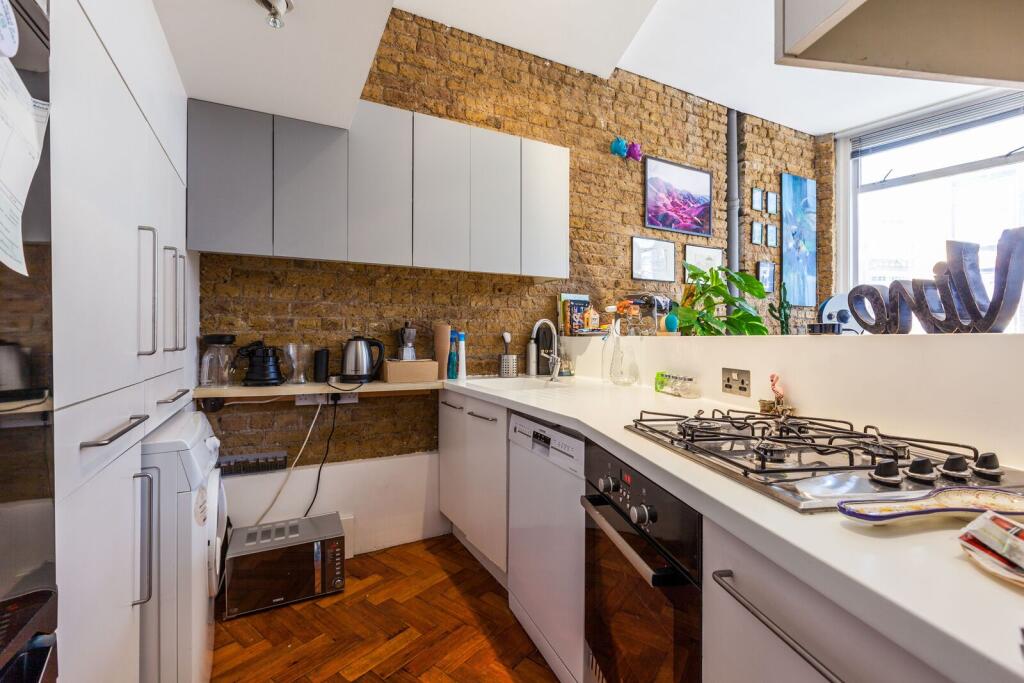 Apartment in London, Shoreditch - View 5