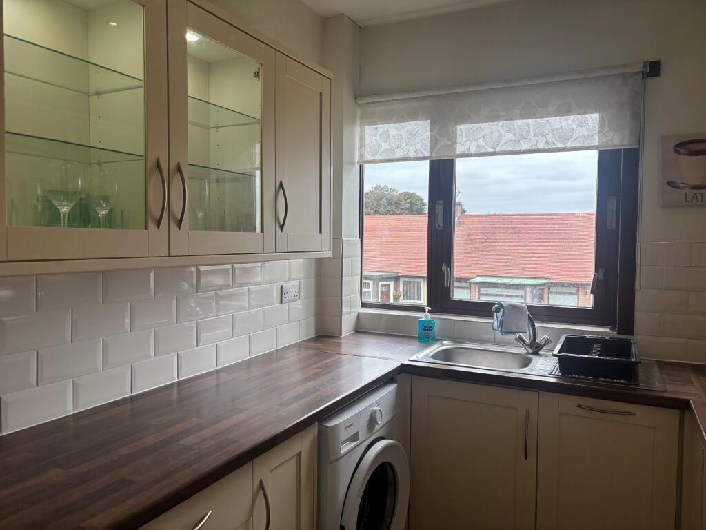 Apartment in Aberdeen, Garthdee - View 2
