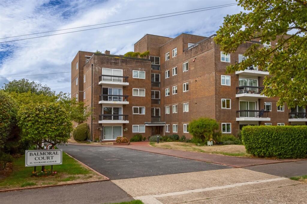 Apartment in Brighton