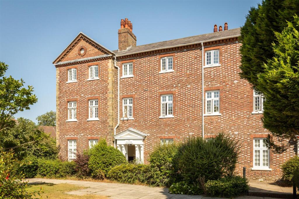 Main image of property: Chapelfields, Cuckfield, Haywards Heath