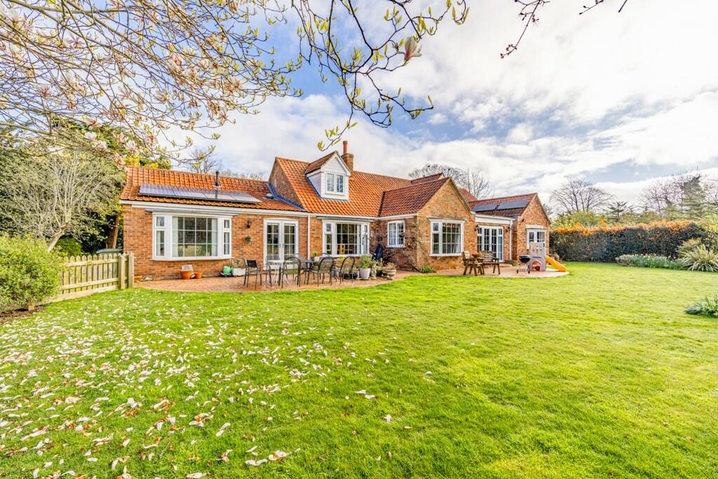 Main image of property: Rawsons Lane, Boston, PE21 9HT