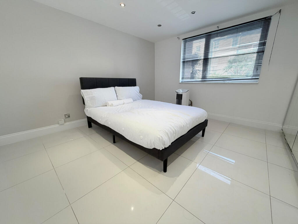 Apartment in London, World's End, Brompton - View 4