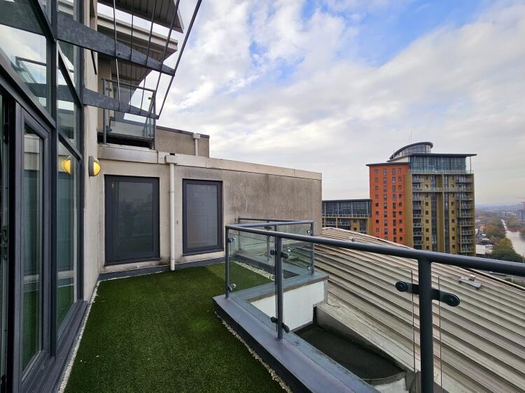Apartment in Leeds, Holbeck - More