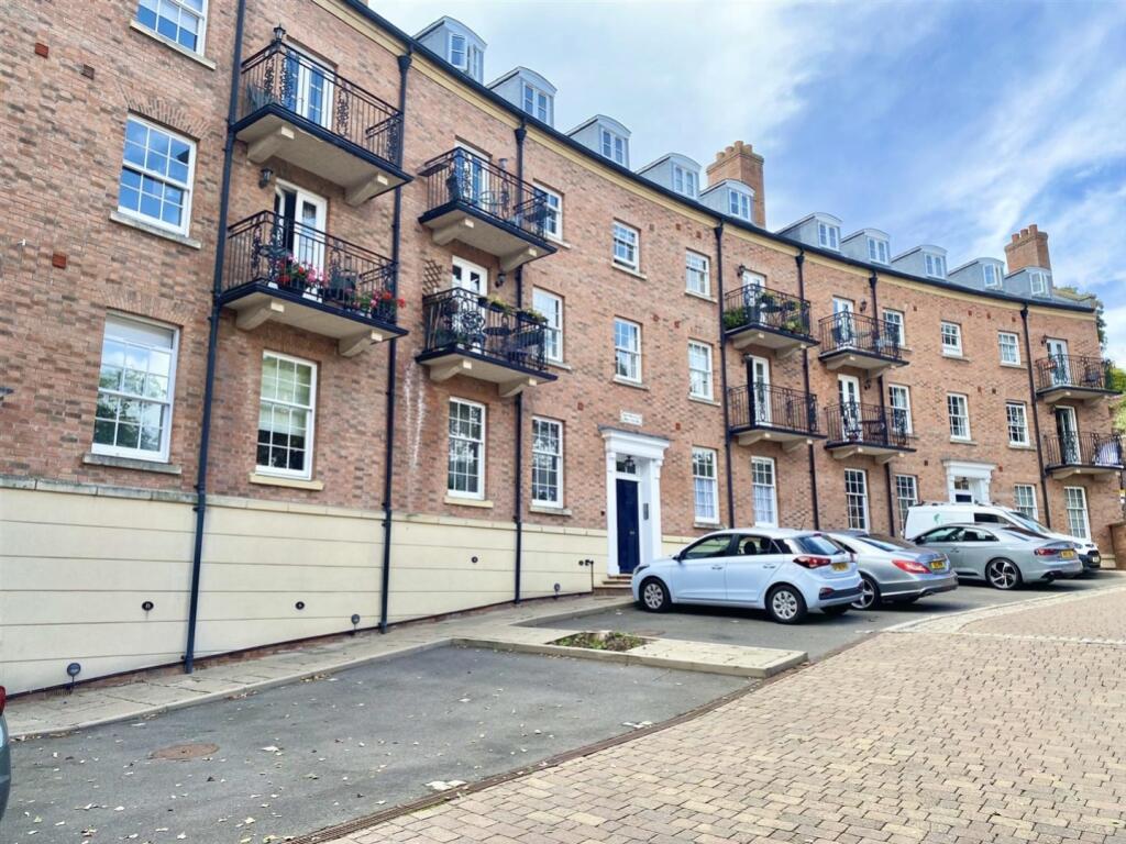 Main image of property: 26a Upper Blackfriars Crescent, St. Marys Water Lane, Shrewsbury, Shropshire, SY1 2BA