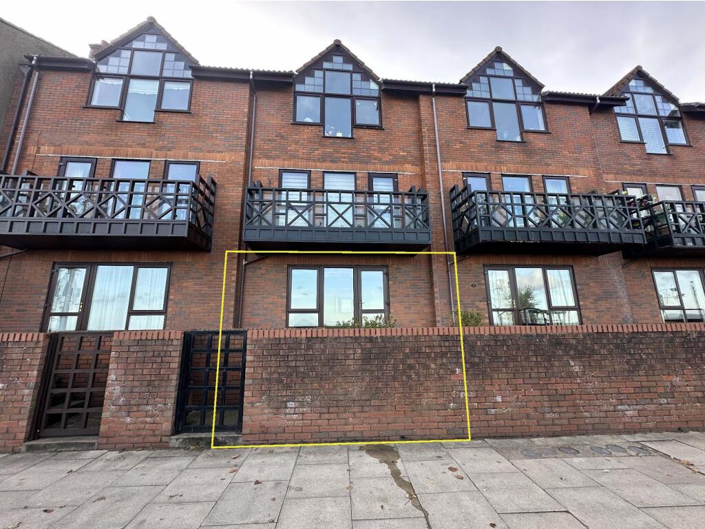 Main image of property: Kingsway Court, Cleethorpes, DN35 8QU
