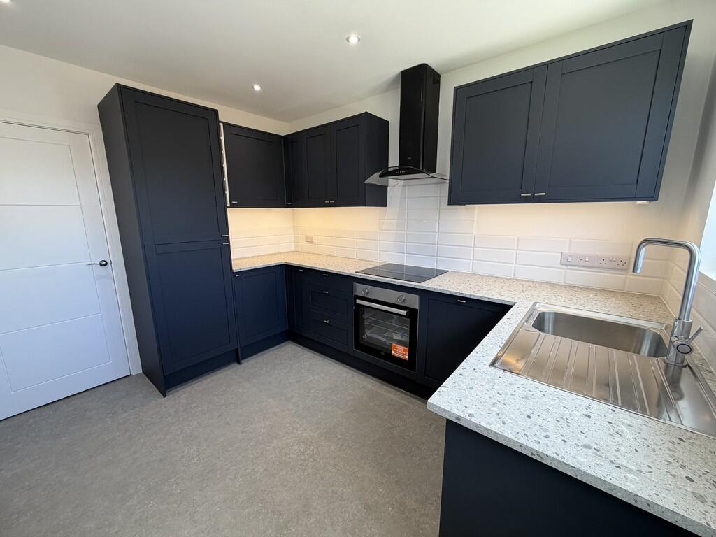 House in Warminster, Wiltshire - View 5