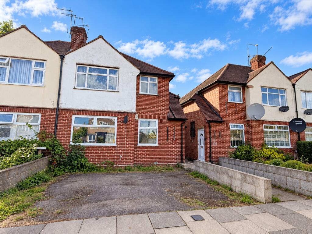 Main image of property: Hertford Road, Enfield, EN3