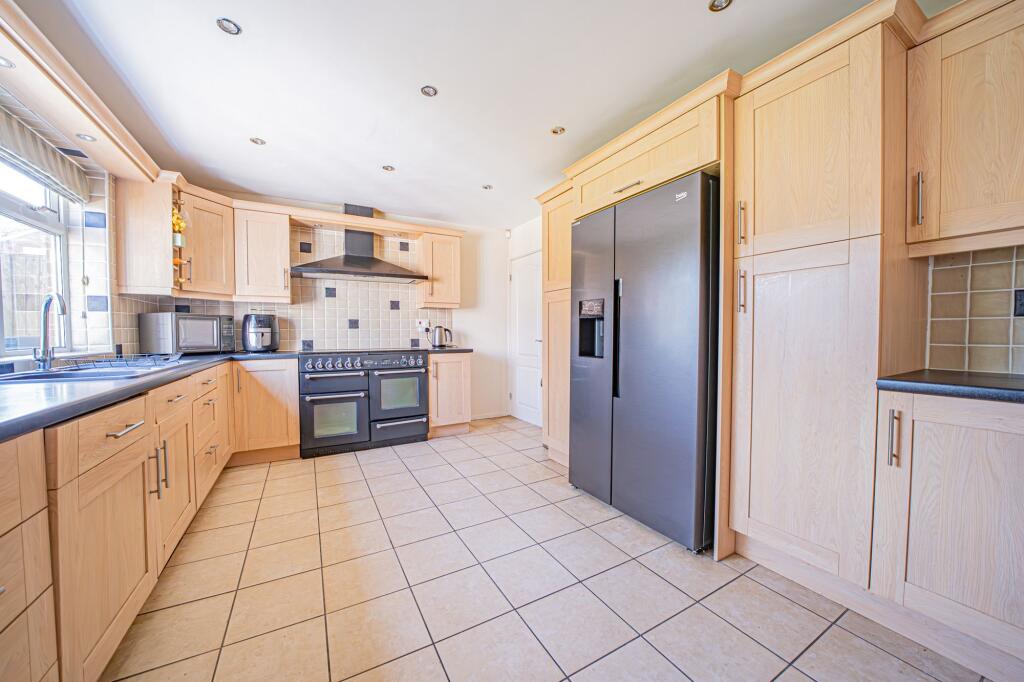 House in Solihull, West Midlands - View 3