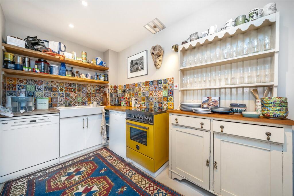 Apartment in London - View 4