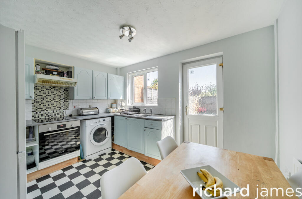 House in Swindon, Shaw, West Swindon - View 3
