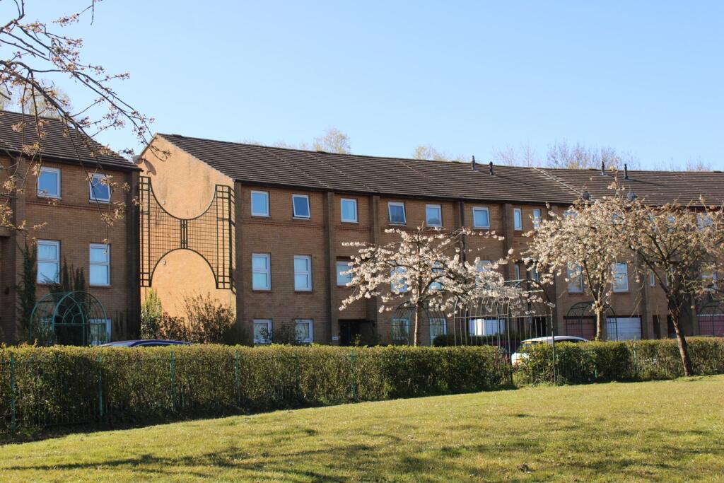 Main image of property: Kernow Crescent, Fishermead, Milton Keynes, MK6