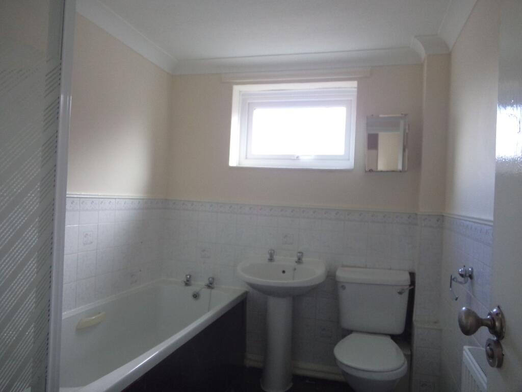 House in Darlington - More