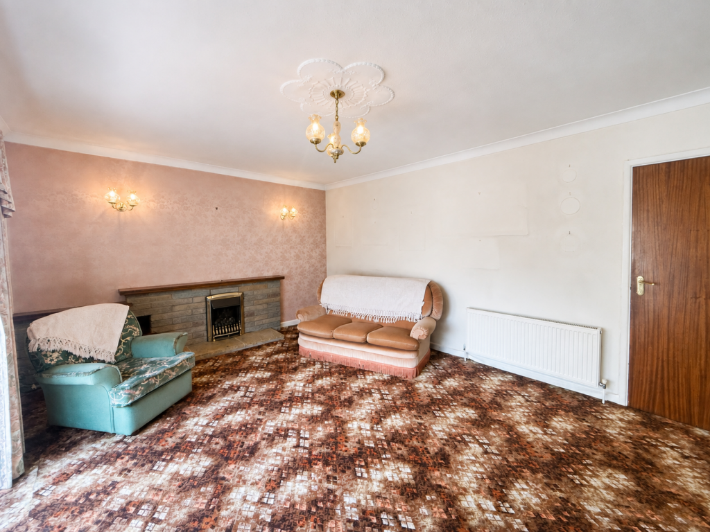 House in Dudley, West Midlands - More