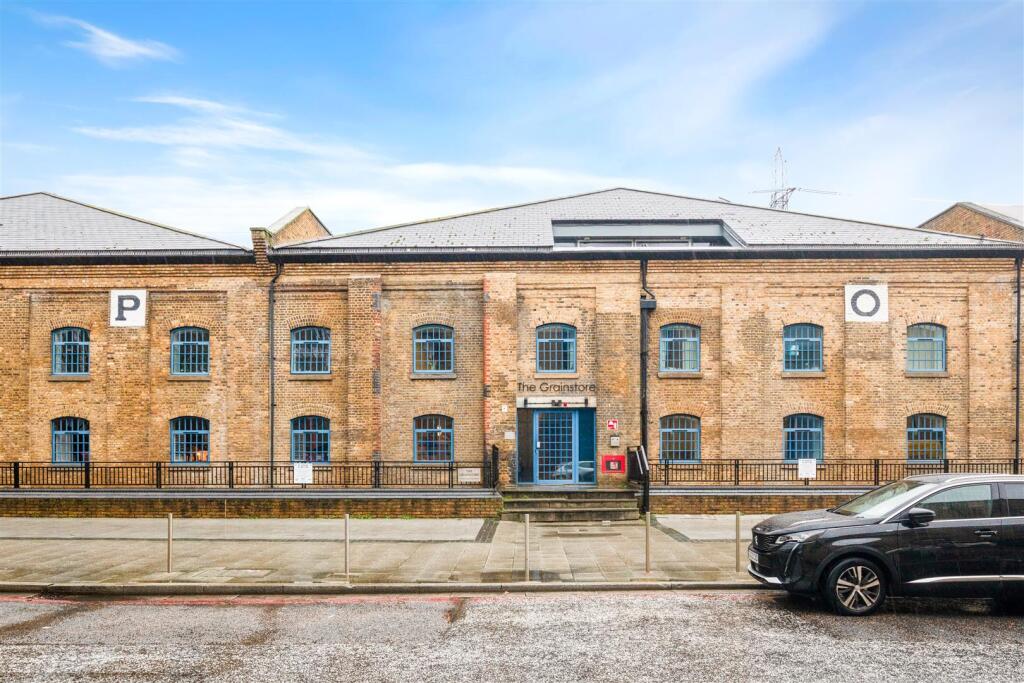The Grainstore, Royal Victoria Dock, E16 photo 4