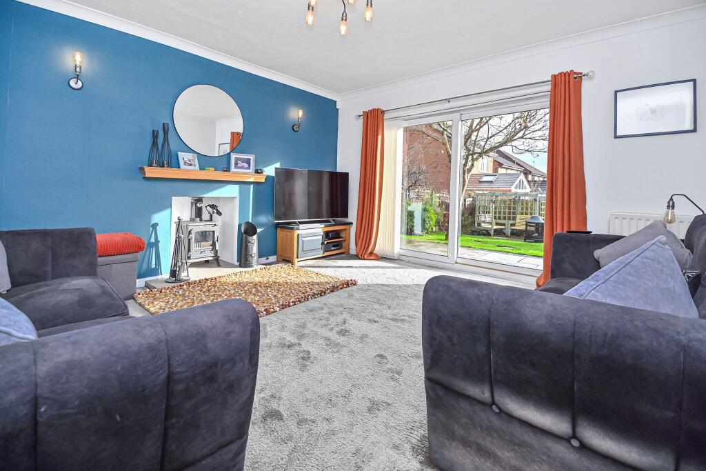 House in Bolton, Westhoughton - View 5