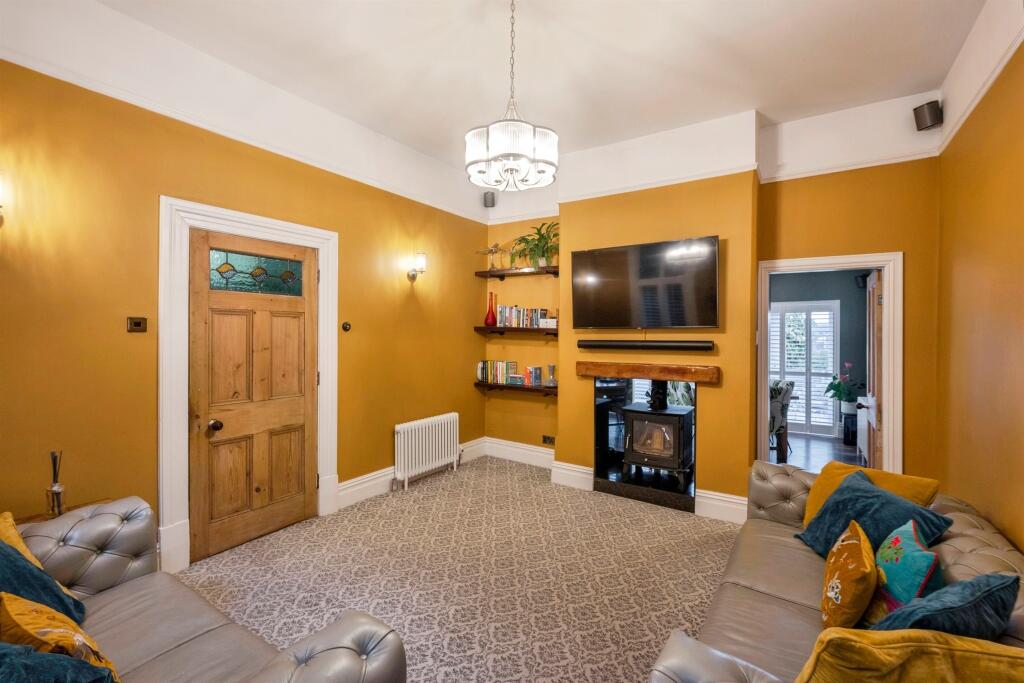 House in Doncaster - View 5