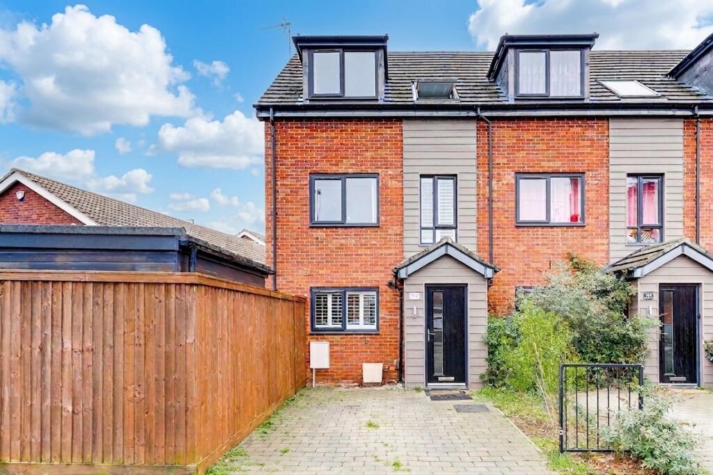 Main image of property: Bulwell Lane, Nottingham, NG6