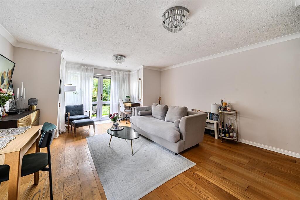 Apartment in Reading, Caversham - View 4