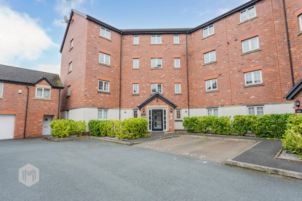 Main image of property: Giants Seat Grove, Pendlebury, Swinton, Manchester, M27 8BD