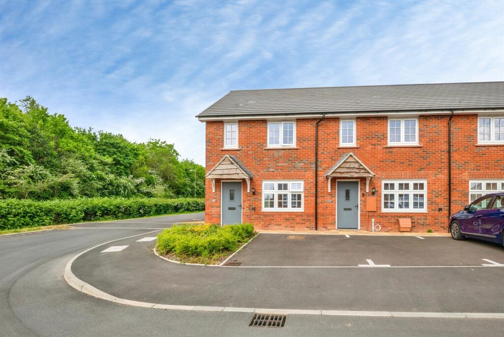 Main image of property: Leasowe Place, Rushwick, WORCESTER