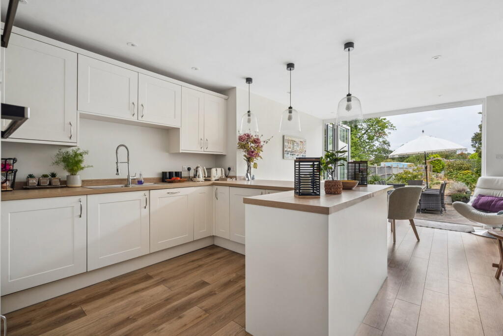 House in Watford - View 2