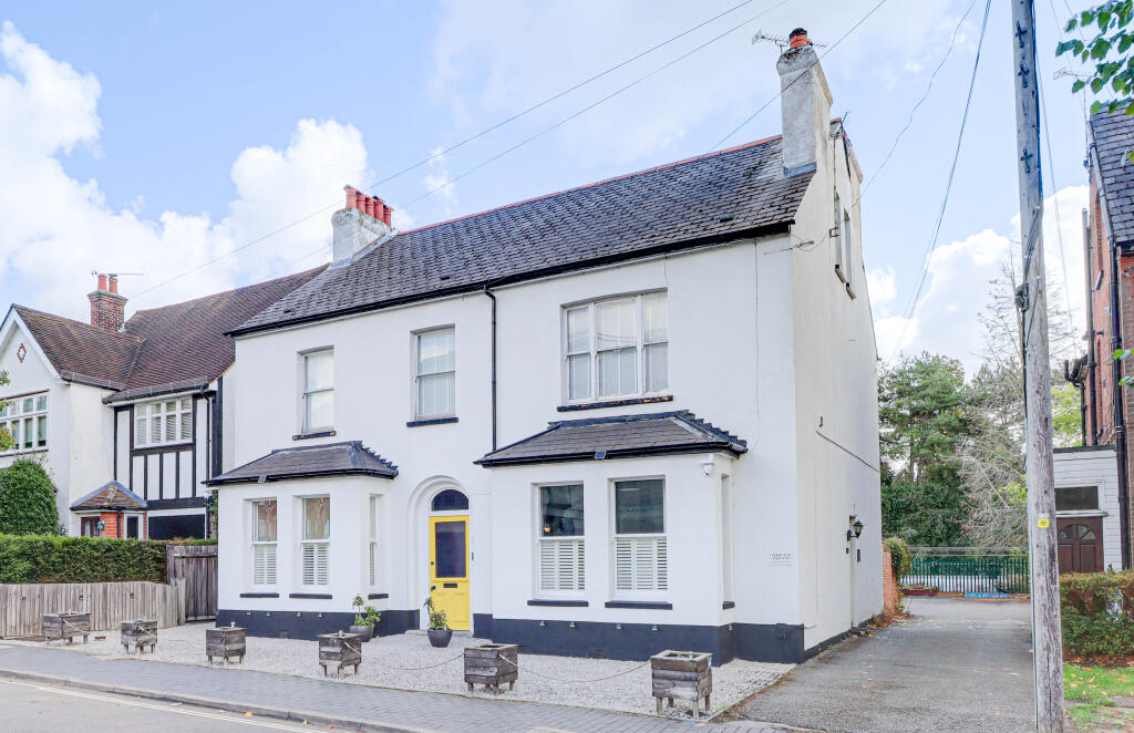 Lemsford Road, St. Albans, Hertfordshire, AL1