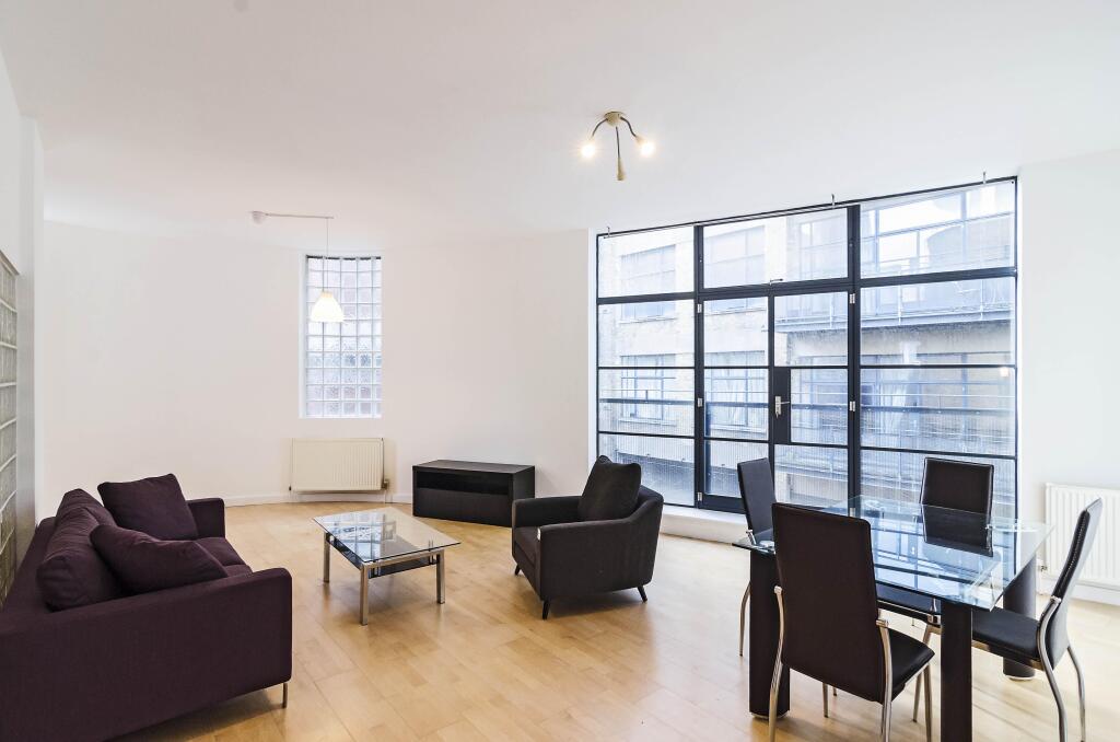 Main image of property: 132 Commercial Street London E1