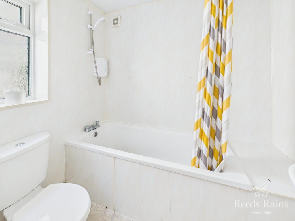 House in Stockton-on-Tees - More