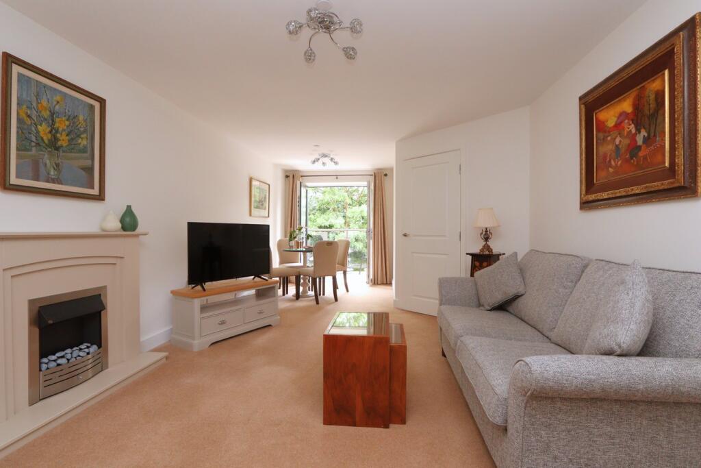 Apartment in Stockport - View 3