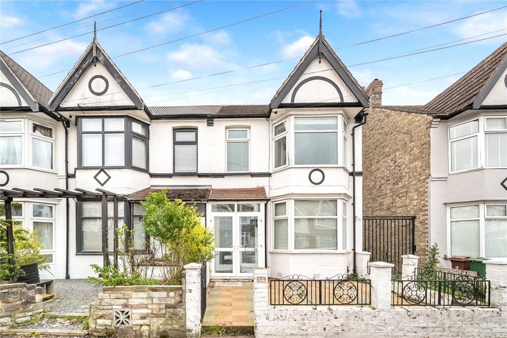 Main image of property: Hampton Road, Chingford, E4