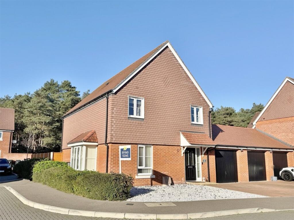 Main image of property: Heather Gardens, Verwood, Dorset, BH31