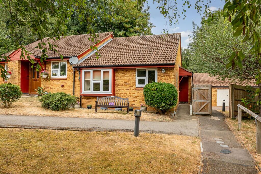 Main image of property: Braziers Field, Hertford