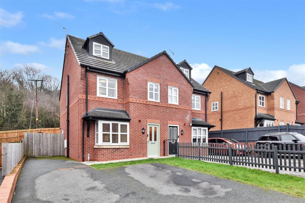 Main image of property: Nant Court, Brymbo, Wrexham