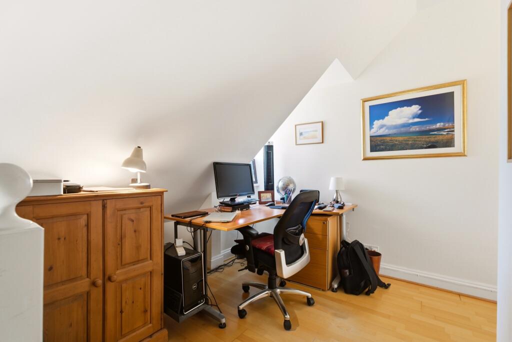 Additional image 4 of Dunstable Road, Redbourn, St. Albans, Hertfordshire, AL3