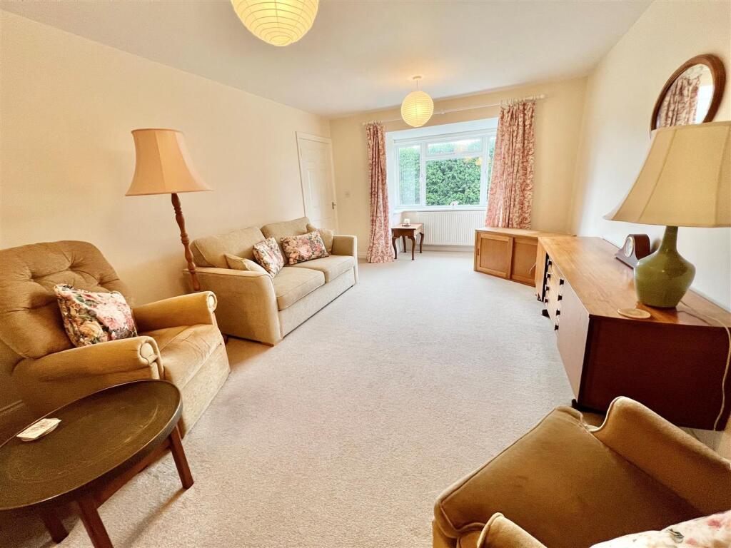 House in Portsmouth - View 5