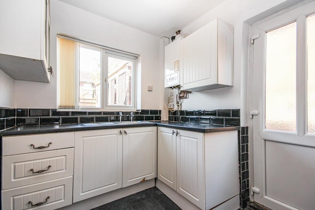 House in Ashfield, Hucknall - View 5