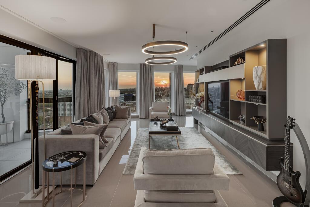 Main image of property: 140 Blackfriars Road, Southwark, London, SE1