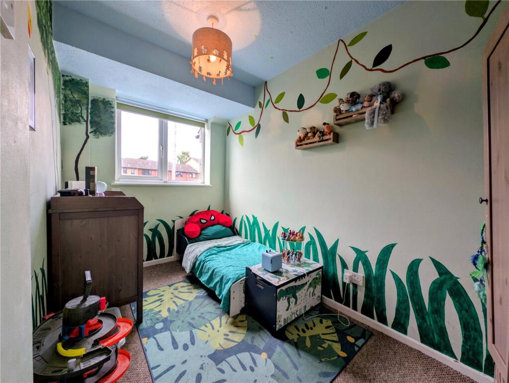 House in Wyre Forest, Aggborough, Kidderminster - More