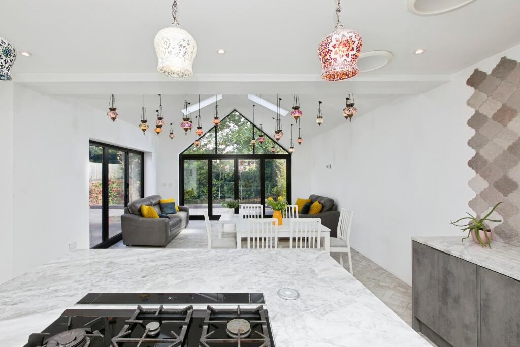 Littleover Crescent, Derby, DE23 - View 3