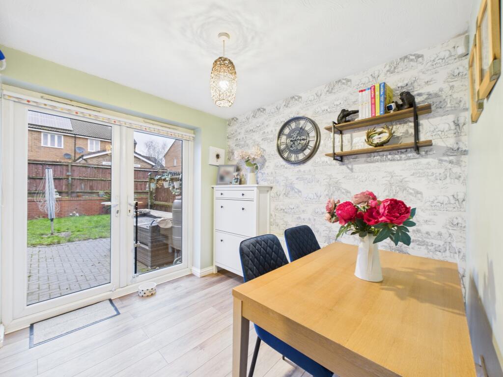 Watermint Close, Littleover photo 3