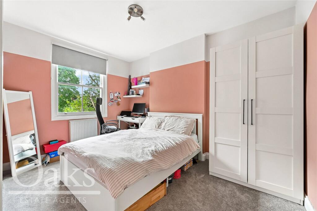 Apartment in London - View 5