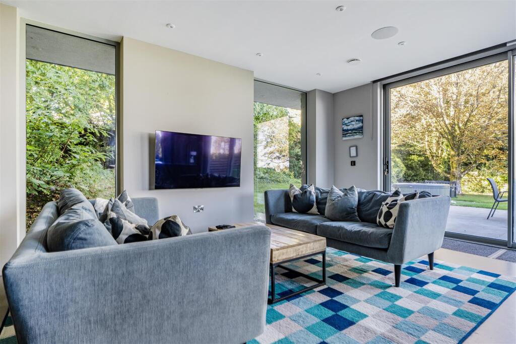 House in Truro - View 4