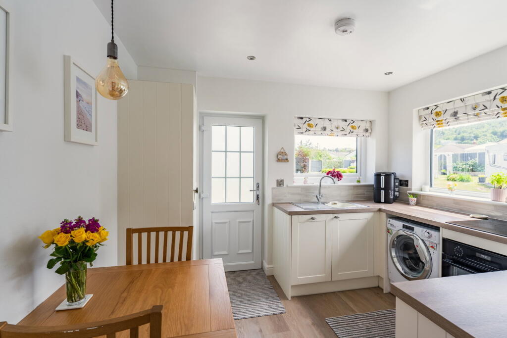 Coed Gwern,Abergele,LL22 7EL photo 4