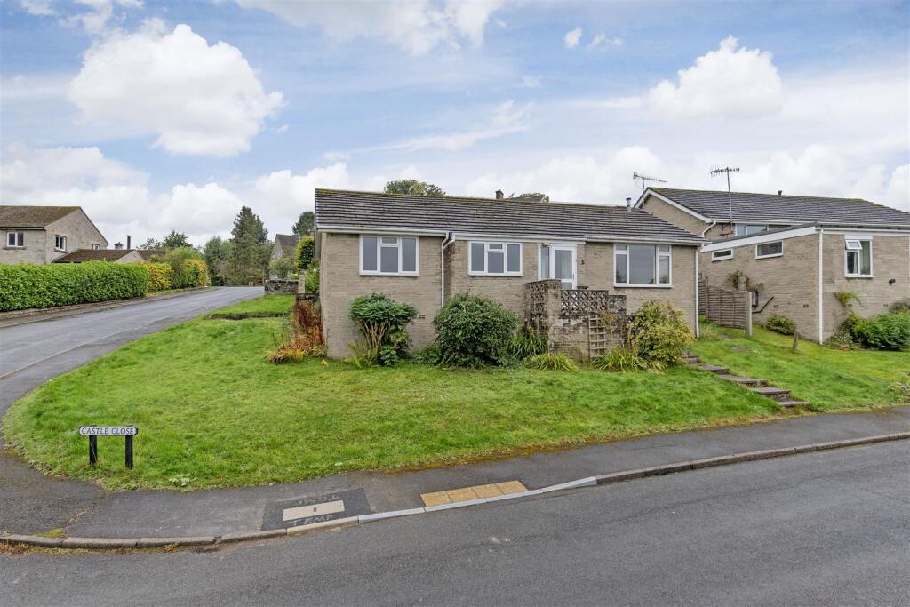 Main image of property: 1 Castle Close, Bakewell