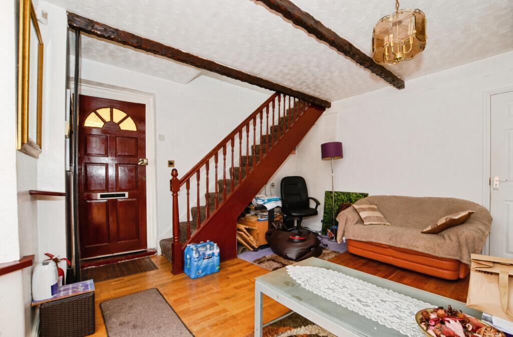House in Harrow - View 5