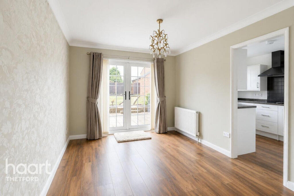 House in Thetford, Cloverfields - View 5