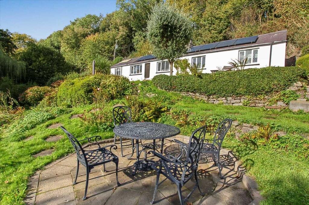 Main image of property: Golden Brake, Pembroke