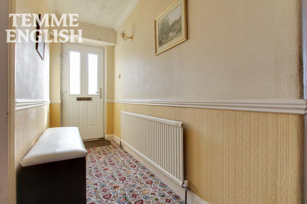 House in Basildon, Wickford - View 4