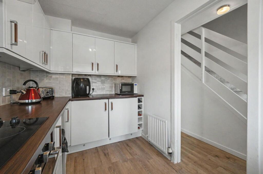 House in Kilmarnock, South Ayrshire - More